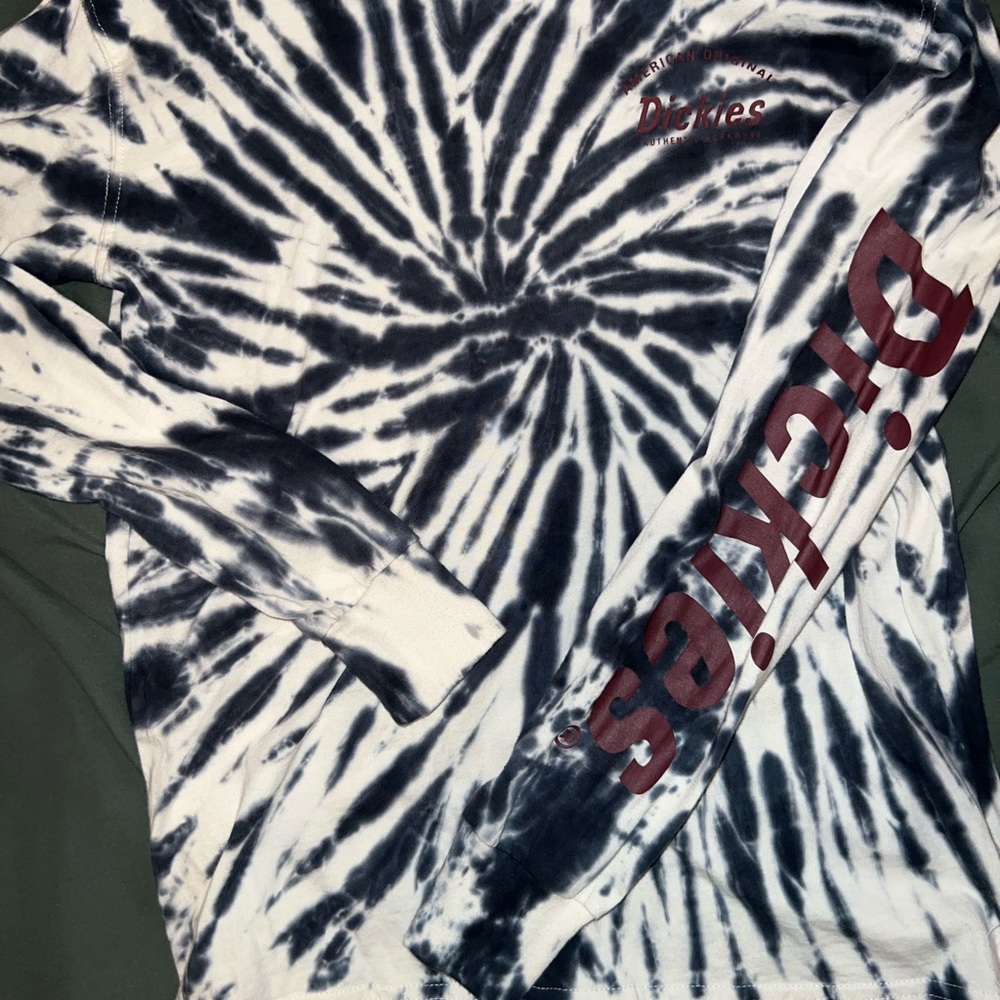 Dickies shirt